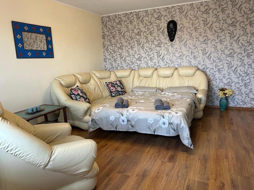 Harmony Luisa Apartment #Enjoy#Otopeni# Екстер'єр фото